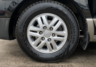 Подержанный автомобиль Hyundai H-1 2016 года (9 фото)