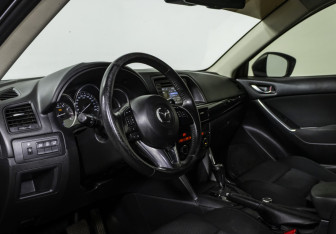 Подержанный автомобиль Mazda CX-5 2013 года (9 фото)