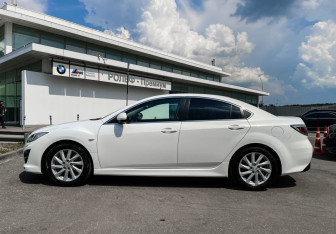 Подержанный автомобиль Mazda 6 Sedan 2010 года (8 фото)