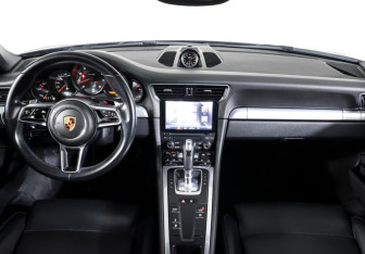 Подержанный автомобиль Porsche 911 Coupe 2016 года (14 фото)