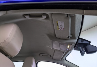 Подержанный автомобиль Jaguar XF Sedan 2019 года (23 фото)