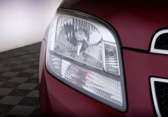 Подержанный автомобиль Chevrolet Orlando 2011 года (16 фото)