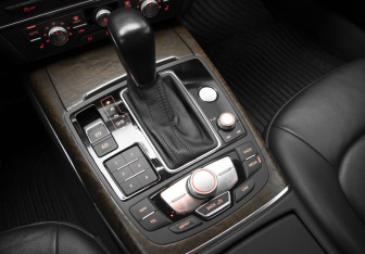 Подержанный автомобиль Audi A6 Sedan 2016 года (20 фото)