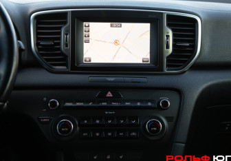 Подержанный автомобиль Kia Sportage 2017 года (13 фото)