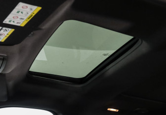 Подержанный автомобиль Ford Explorer 2015 года (17 фото)