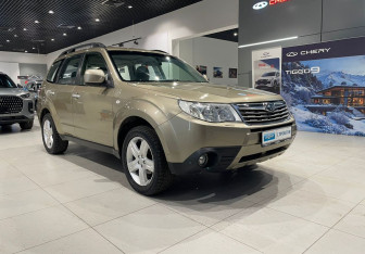 Подержанный автомобиль Subaru Forester Suv 2008 года (3 фото)