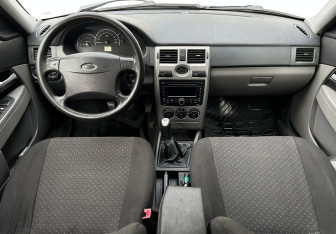 Подержанный автомобиль LADA (ВАЗ) Priora Wagon 2011 года (11 фото)
