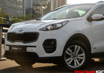 Подержанный автомобиль Kia Sportage 2016 года (16 фото)
