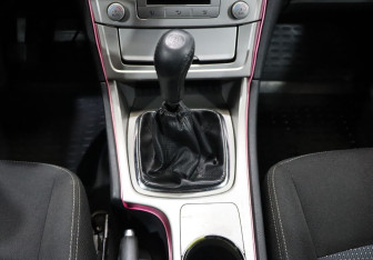 Подержанный автомобиль Ford Mondeo Sedan 2009 года (18 фото)