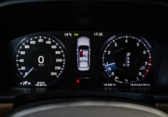 Подержанный автомобиль Volvo S90 2020 года (12 фото)
