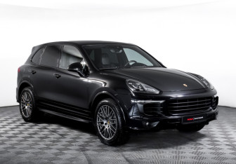 Подержанный автомобиль Porsche Cayenne 2016 года (3 фото)