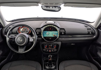 Подержанный автомобиль MINI Clubman Wagon 2021 года (14 фото)