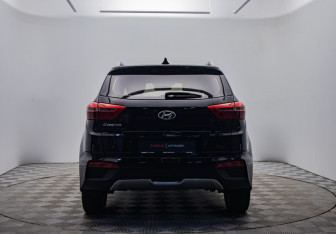 Подержанный автомобиль Hyundai Creta 2017 года (6 фото)