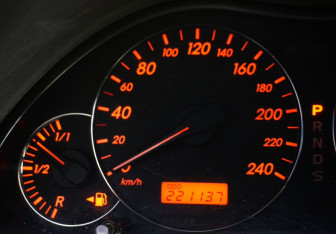 Подержанный автомобиль Toyota Avensis Liftback 2007 года (14 фото)