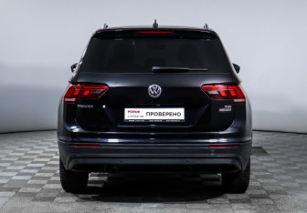 Подержанный автомобиль Volkswagen Tiguan 2018 года (6 фото)