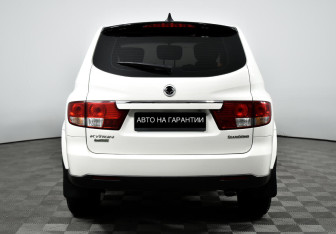 Подержанный автомобиль SsangYong Kyron 2014 года (4 фото)
