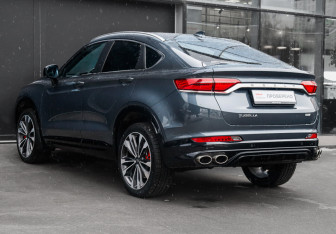 Подержанный автомобиль Geely Tugella 2023 года (7 фото)