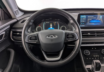 Подержанный автомобиль Chery Tiggo 8 2022 года (22 фото)