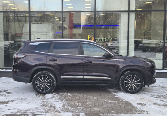 Подержанный автомобиль Chery Tiggo 8 Pro Max 2022 года (4 фото)