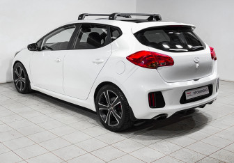 Подержанный автомобиль Kia Ceed GT 2014 года (7 фото)