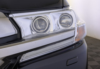 Подержанный автомобиль Toyota Land Cruiser Suv 2016 года (11 фото)