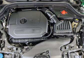 Подержанный автомобиль MINI Hatch 2019 года (11 фото)