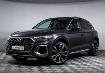 Подержанный автомобиль Audi Q5 2021 года (20 фото)
