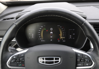 Подержанный автомобиль Geely Atlas Pro 2022 года (11 фото)