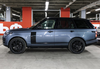 Подержанный автомобиль Land Rover Range Rover 2018 года (8 фото)