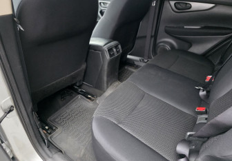 Подержанный автомобиль Nissan Qashqai 2016 года (10 фото)