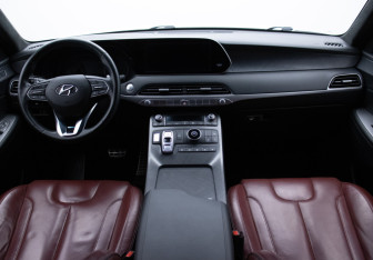 Подержанный автомобиль Hyundai Palisade 2019 года (14 фото)