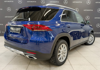 Подержанный автомобиль Mercedes-Benz GLE 2019 года (5 фото)