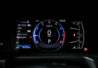 Подержанный автомобиль Lexus ES 2019 года (11 фото)