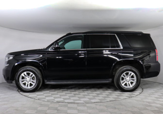 Подержанный автомобиль Chevrolet Tahoe 2018 года (8 фото)