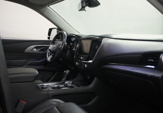 Подержанный автомобиль Chevrolet Traverse 2018 года (12 фото)