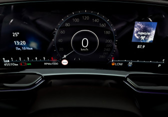 Подержанный автомобиль Cadillac Escalade Suv 2021 года (13 фото)