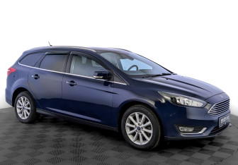 Подержанный автомобиль Ford Focus Wagon 2018 года (3 фото)
