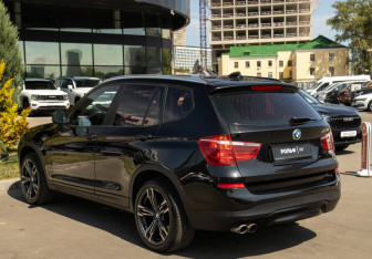 Подержанный автомобиль BMW X3 2014 года (5 фото)