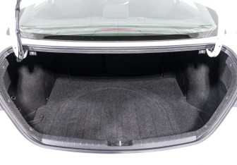 Подержанный автомобиль Hyundai Elantra Sedan 2017 года (16 фото)