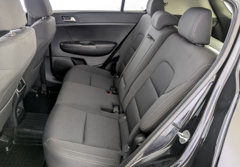 Подержанный автомобиль Kia Sportage 2018 года (12 фото)