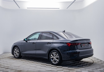 Подержанный автомобиль Audi A3 Sedan 2021 года (3 фото)