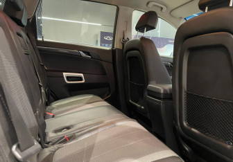 Подержанный автомобиль Opel Antara 2013 года (11 фото)