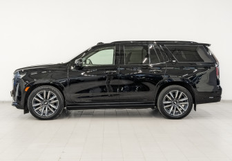 Подержанный автомобиль Cadillac Escalade Suv 2021 года (8 фото)