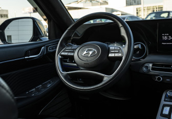 Подержанный автомобиль Hyundai Palisade 2023 года (10 фото)