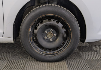 Подержанный автомобиль Skoda Rapid Liftback 2022 года (12 фото)