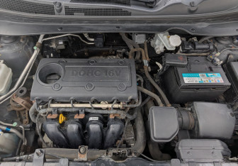 Подержанный автомобиль Kia Sportage 2012 года (9 фото)