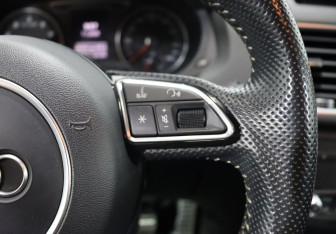 Подержанный автомобиль Audi Q3 2017 года (16 фото)