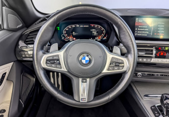 Подержанный автомобиль BMW Z4 Roadster 2021 года (29 фото)