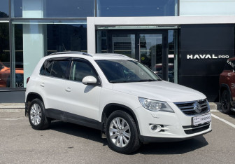 Подержанный автомобиль Volkswagen Tiguan 2010 года (3 фото)