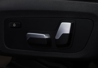 Подержанный автомобиль BMW X4 2019 года (22 фото)